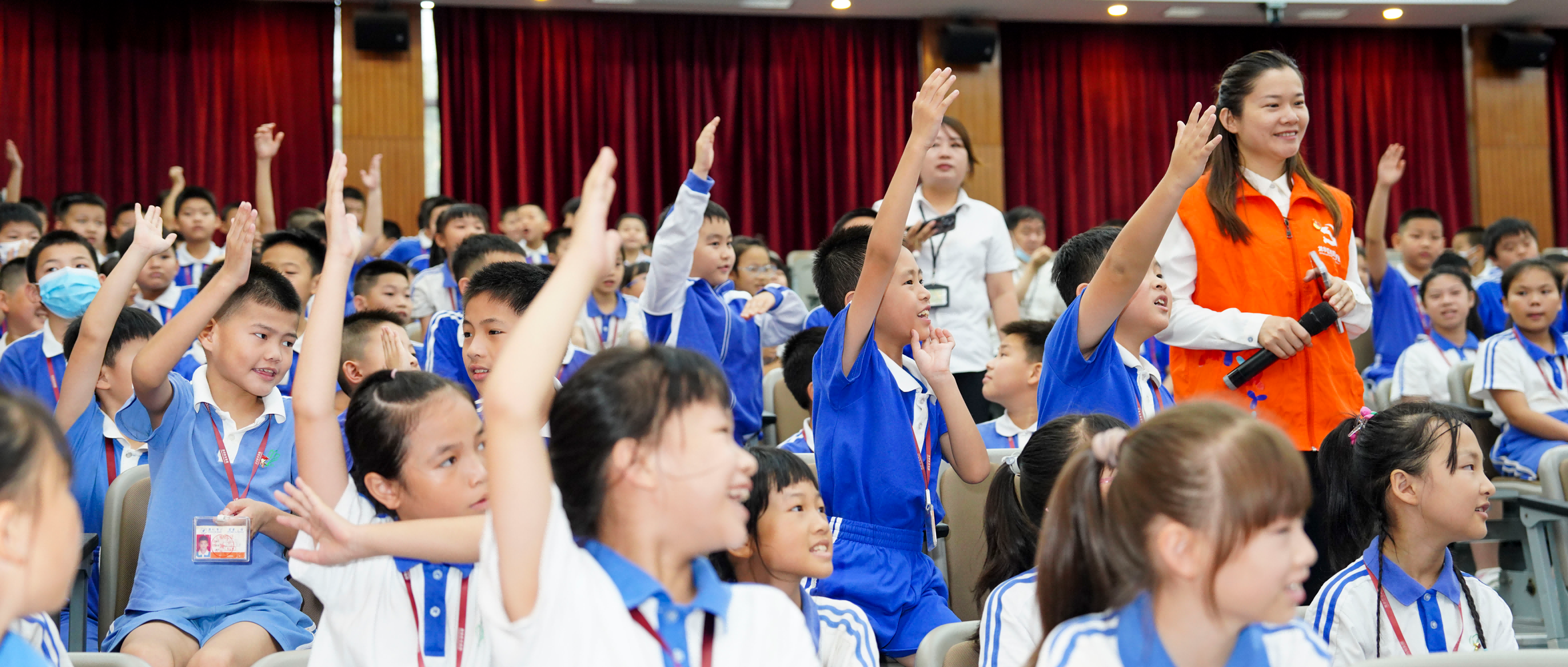 尊龙凯时暖童心公益活动，，，，，，康健课堂走进校园