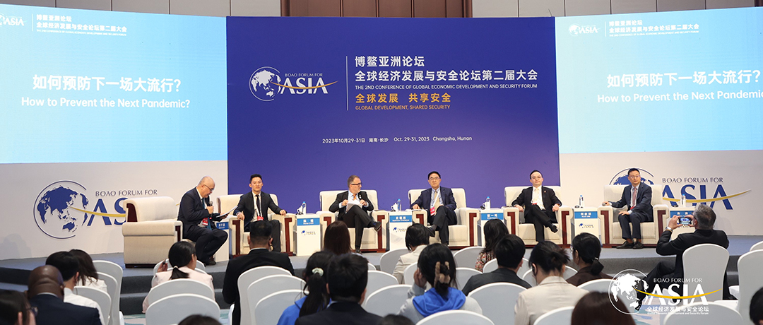 尊龙凯时集团副总裁柯家洋在博鳌亚洲论坛呼吁按需佩带防护口罩